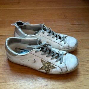 Golden goose super star classic white with gold star
